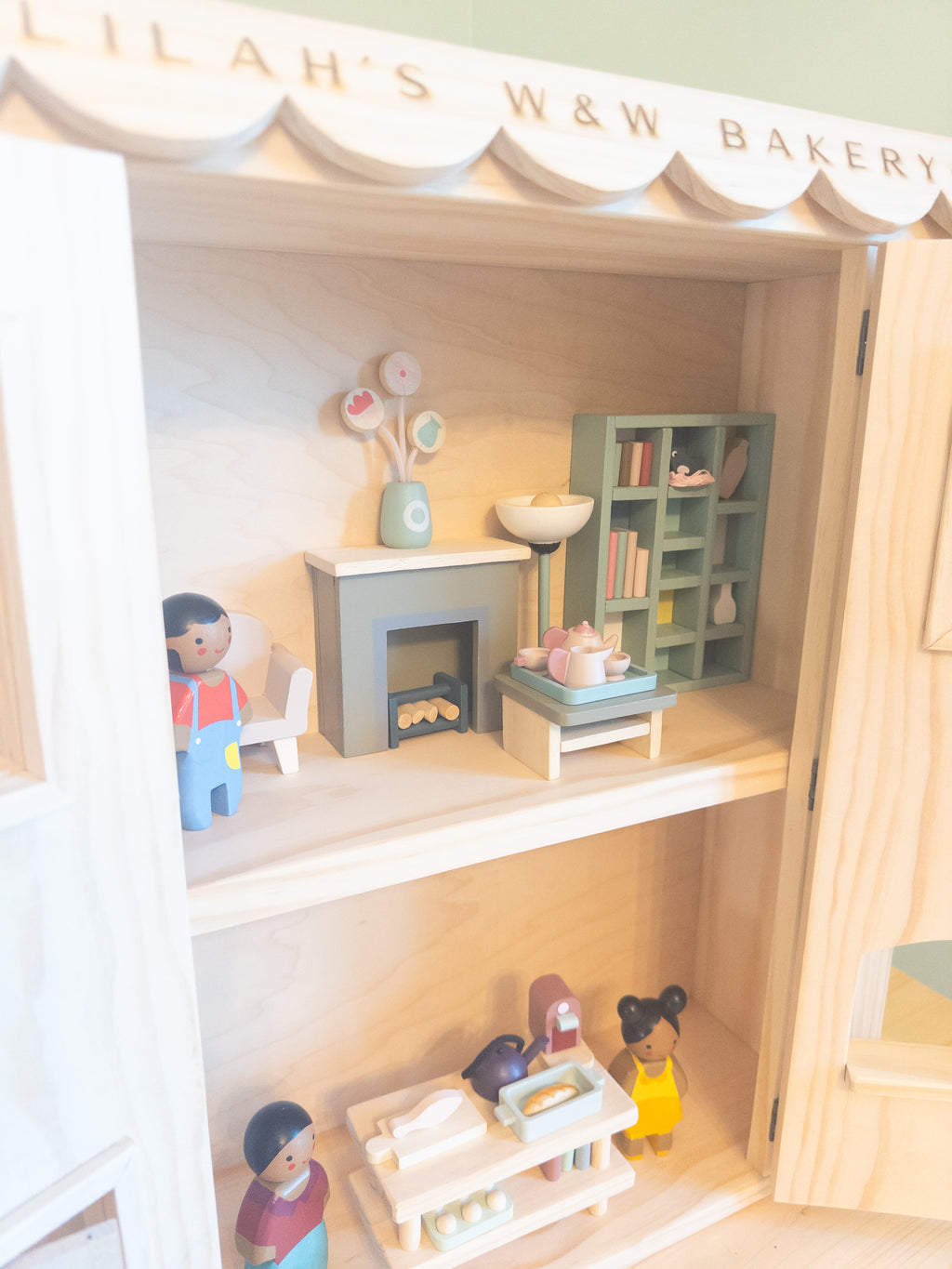 The Delilah Bakery Dollhouse