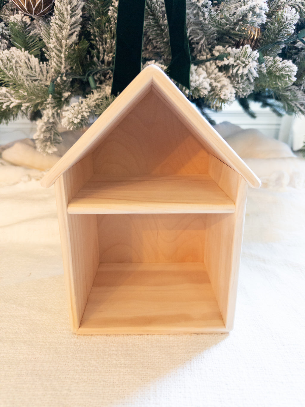 Le Petit Maison- Reindeer House