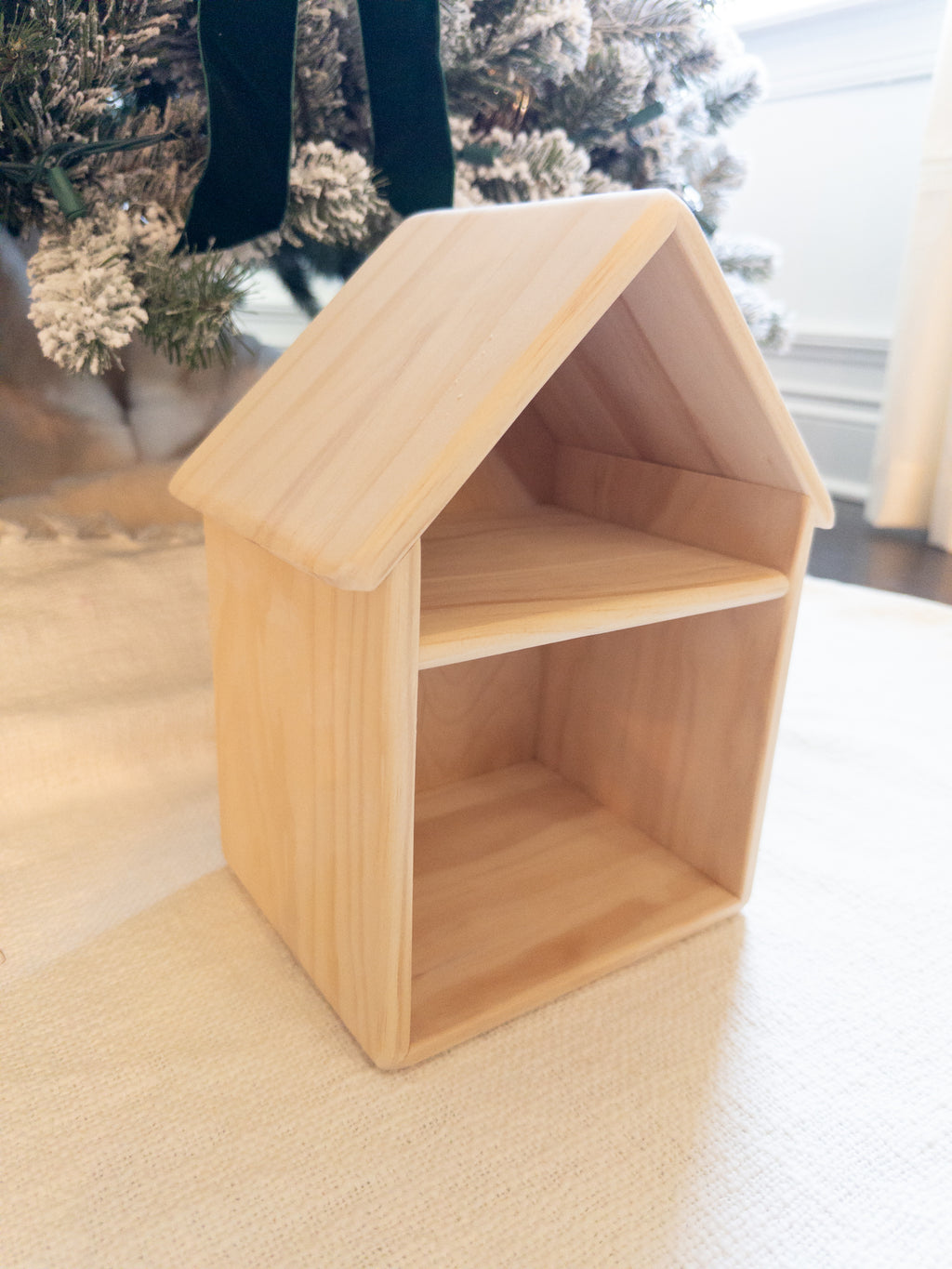 Le Petit Maison- Reindeer House