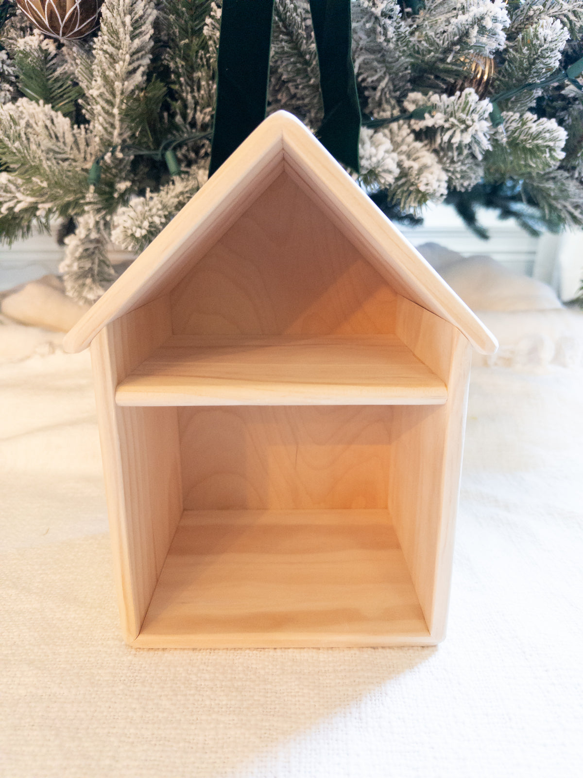 Le Petit Maison- Reindeer House