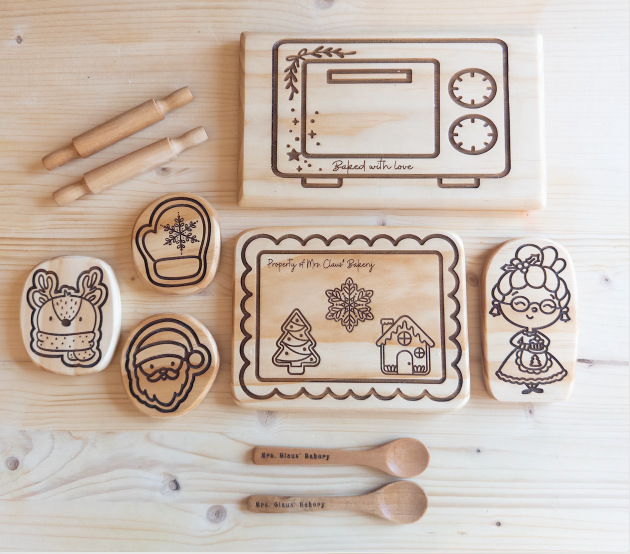 Mrs. Claus Wooden Bakery Play Set