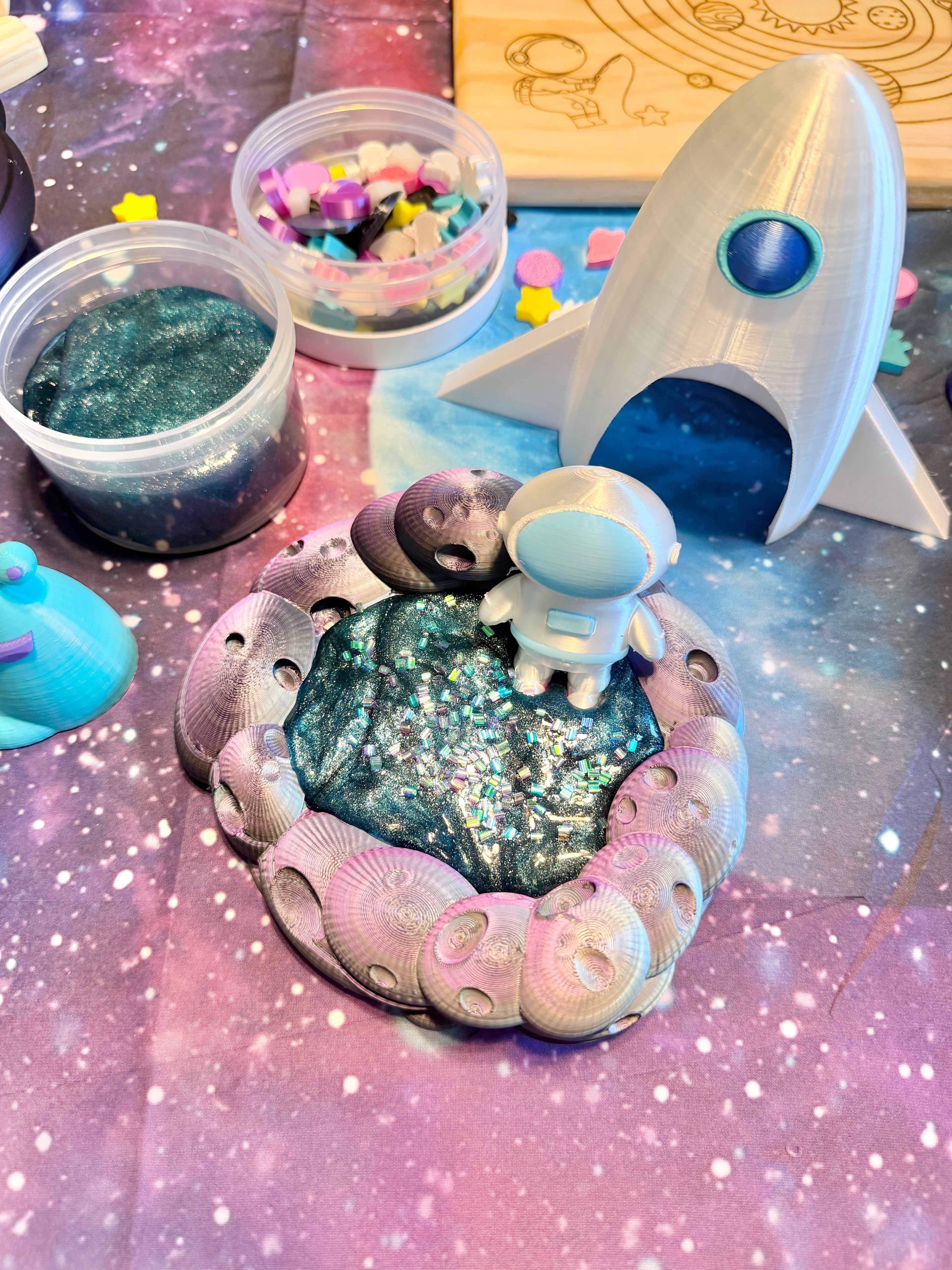 Outer Space Sensory Squeezes (6oz)