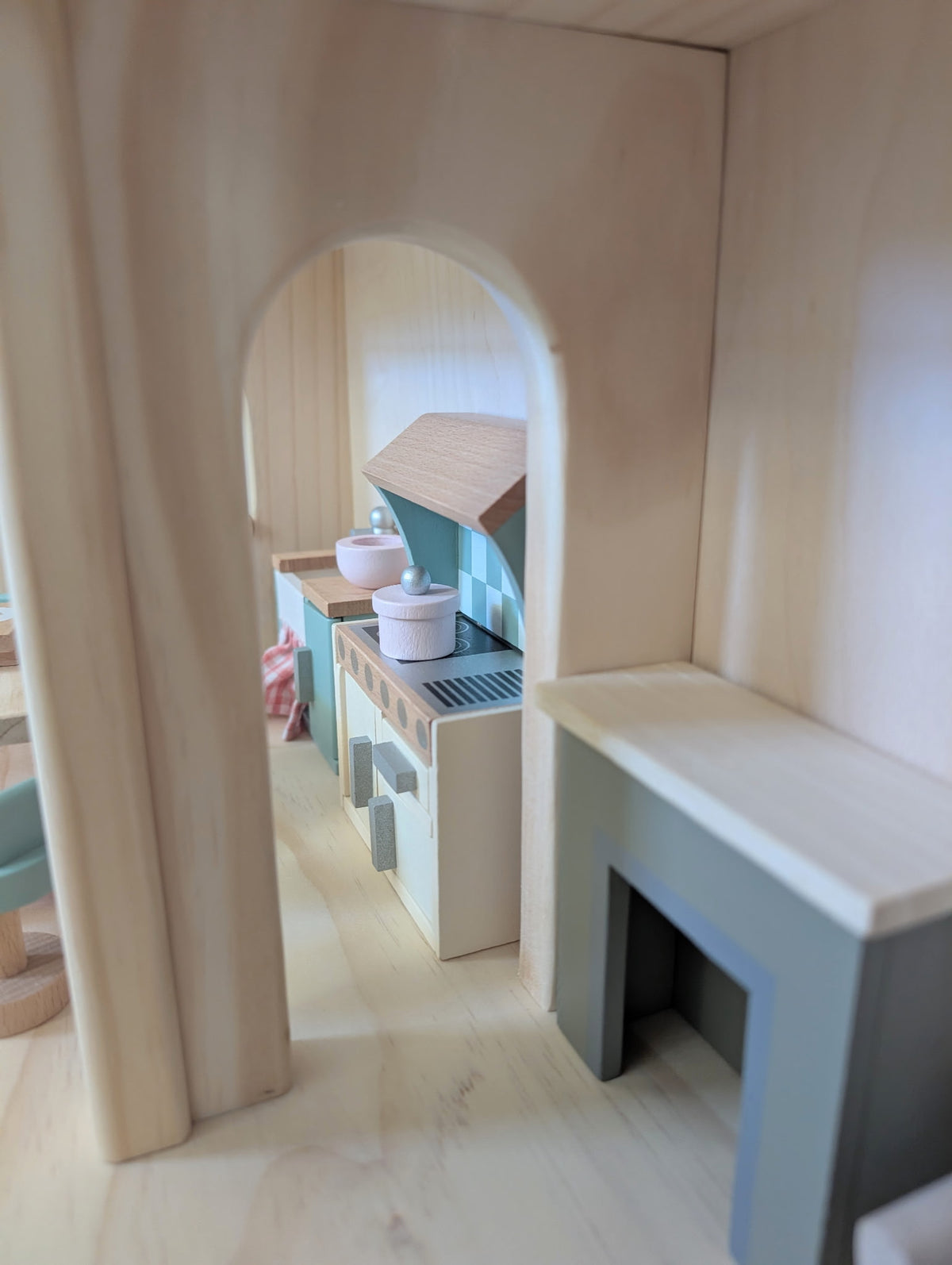 The Wonder Dollhouse - 2.0 & Original